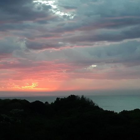Seabreeze Accommodation Jeffreys Bay Bagian luar foto
