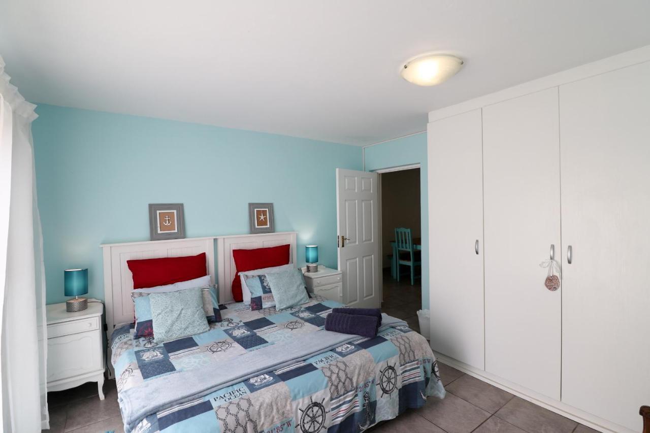 Seabreeze Accommodation Jeffreys Bay Bagian luar foto