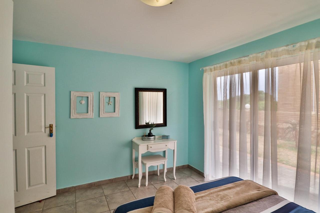 Seabreeze Accommodation Jeffreys Bay Bagian luar foto