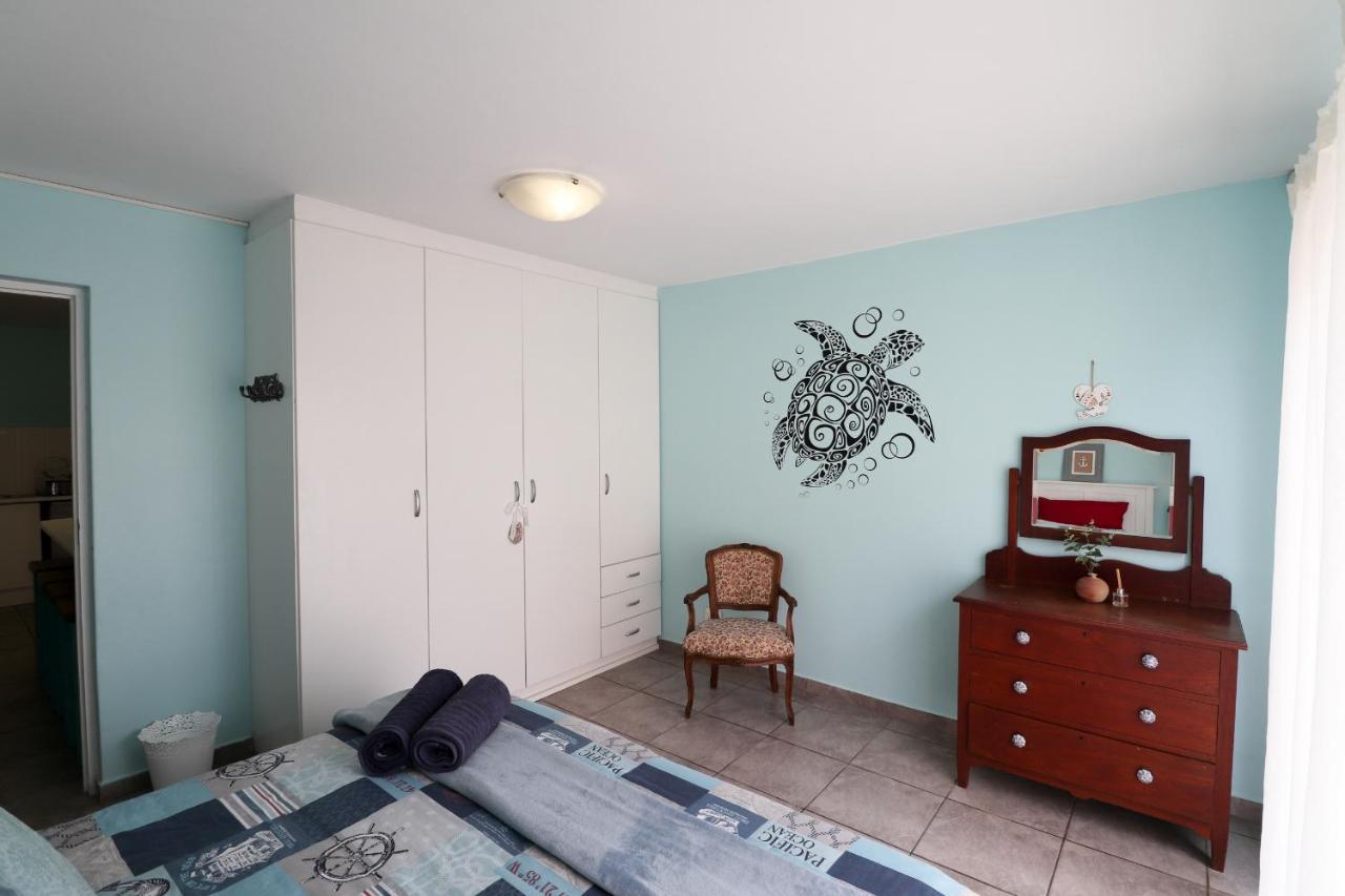 Seabreeze Accommodation Jeffreys Bay Bagian luar foto