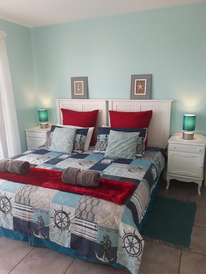 Seabreeze Accommodation Jeffreys Bay Bagian luar foto
